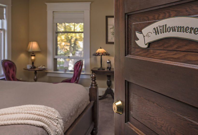 فندق Green Gables Inn