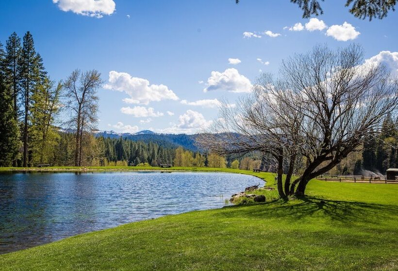 ホテル Greenhorn Ranch