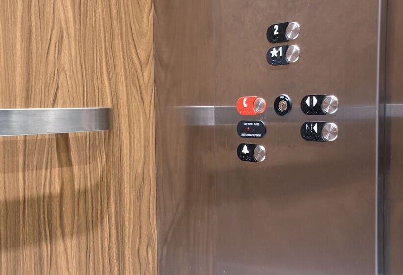 Greenstay Hotel & Suites Central