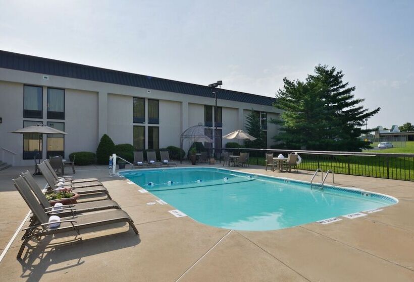 Greenstay Hotel & Suites Central