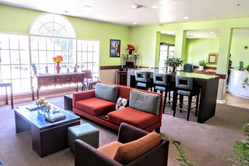 فندق Guest House Inn