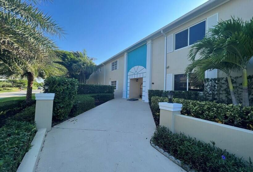 فندق Gulfstream Manor