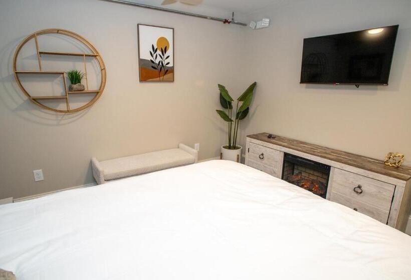 호텔 Gunstock Inn & Suites