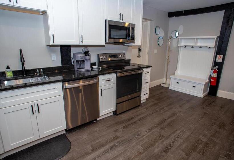 호텔 Gunstock Inn & Suites