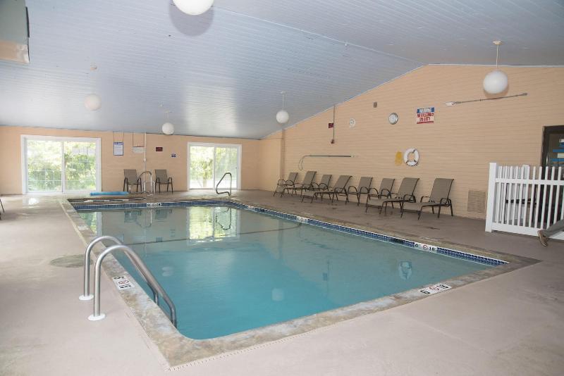 호텔 Hampton Falls Inn