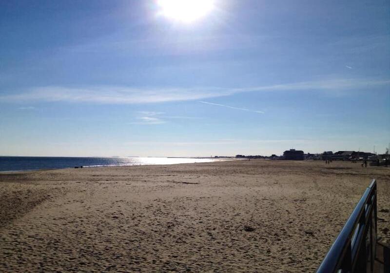 فندق Hampton House