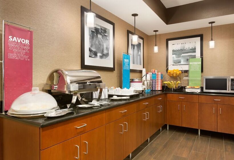 Отель Hampton Inn Akronfairlawn