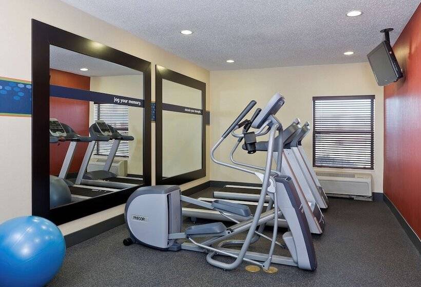 Отель Hampton Inn Akronfairlawn