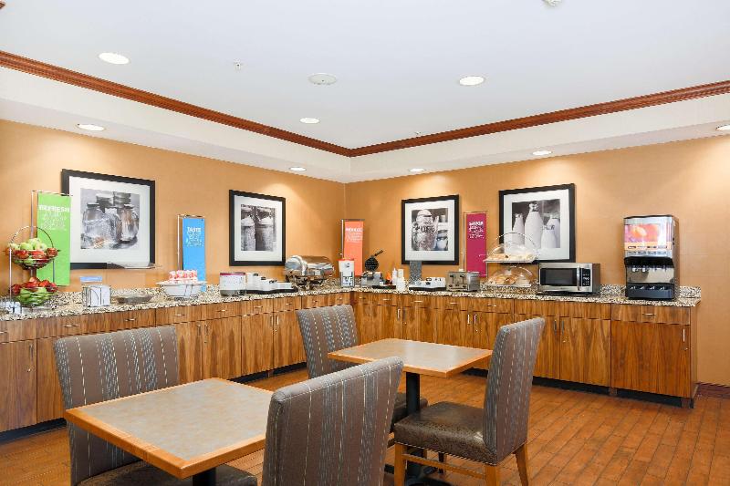 فندق Hampton Inn Anchorage