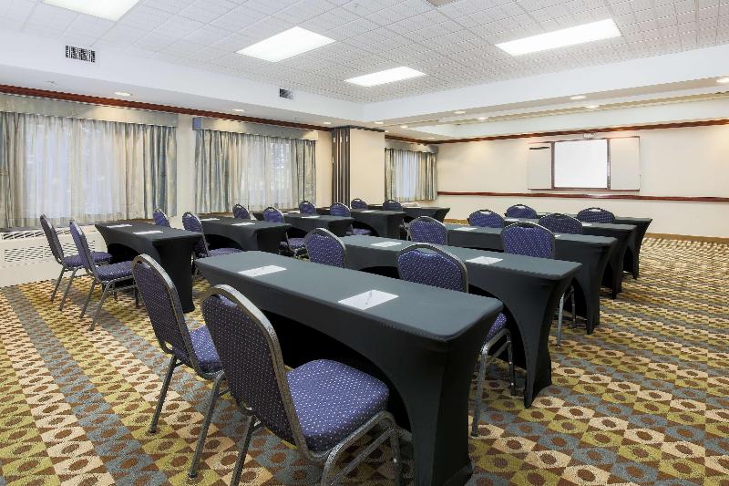 فندق Hampton Inn Anchorage