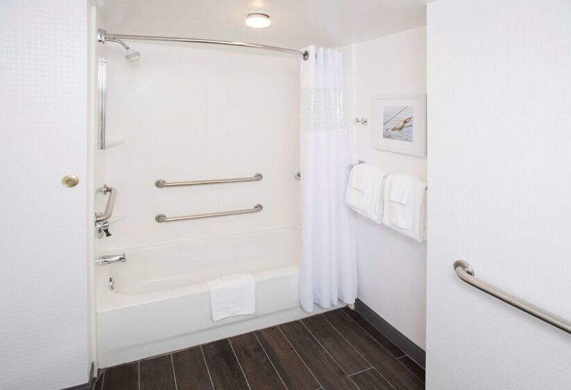 ホテル Hampton Inn & Suites Annapolis