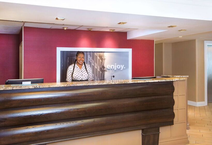 ホテル Hampton Inn & Suites Annapolis