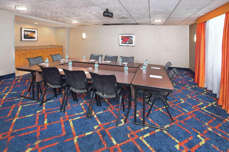 هتل Hampton Inn & Suites Annapolis