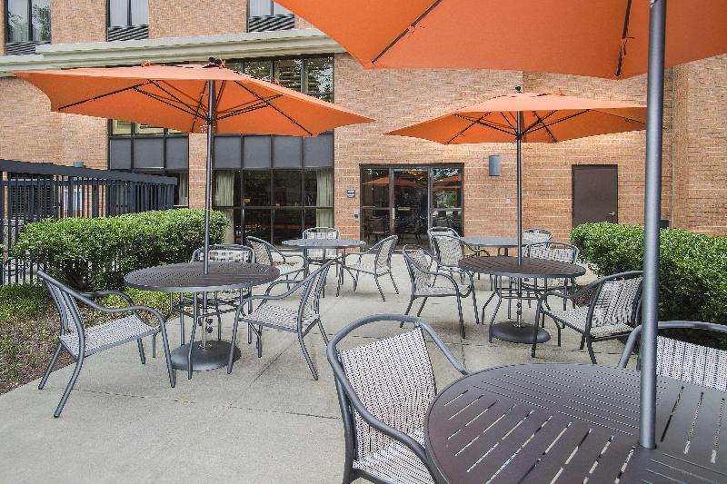 هتل Hampton Inn & Suites Annapolis