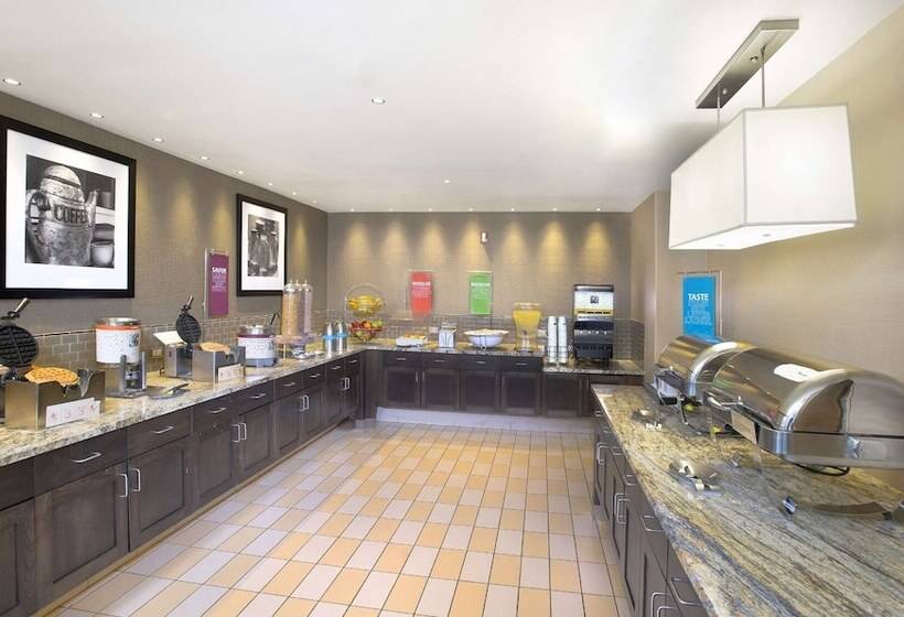 ホテル Hampton Inn & Suites Annapolis