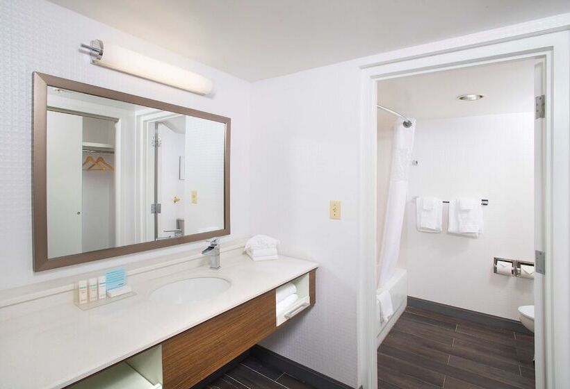 ホテル Hampton Inn & Suites Annapolis