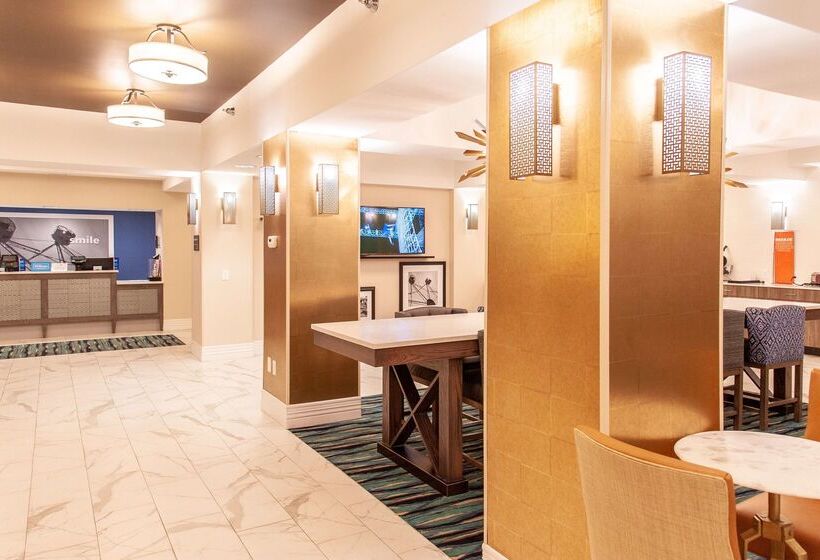 فندق Hampton Inn & Suites Jackson Coliseum