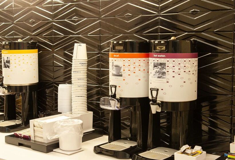 فندق Hampton Inn & Suites Jackson Coliseum