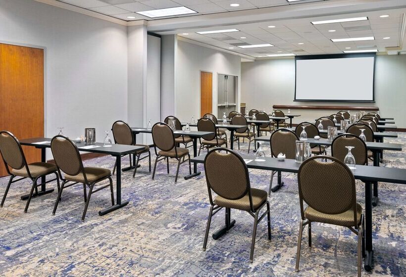 酒店 Hampton Inn & Suites Kansas City Country Club Plaza