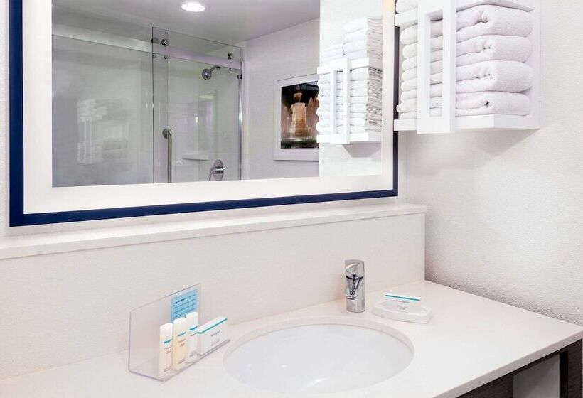 酒店 Hampton Inn & Suites Kansas City Country Club Plaza