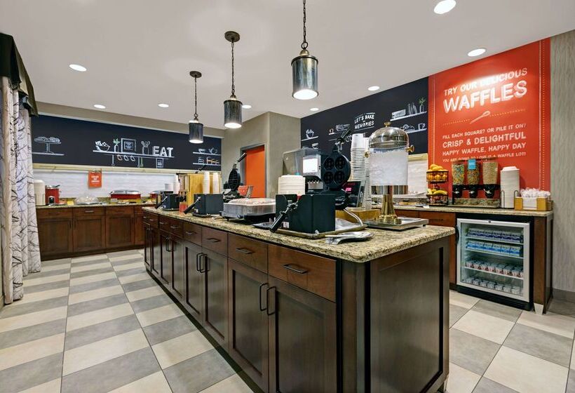 هتل Hampton Inn & Suites Pigeon Forge On The Parkway