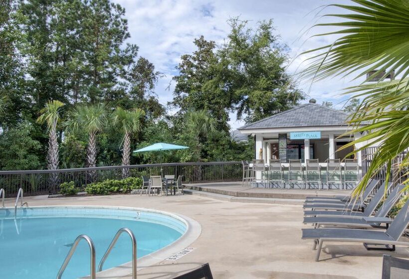 Отель Hampton Inn & Suites Wilmington/wrightsville Beach