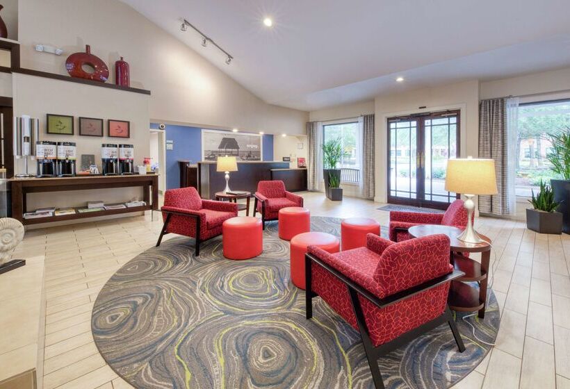 Отель Hampton Inn & Suites Wilmington/wrightsville Beach