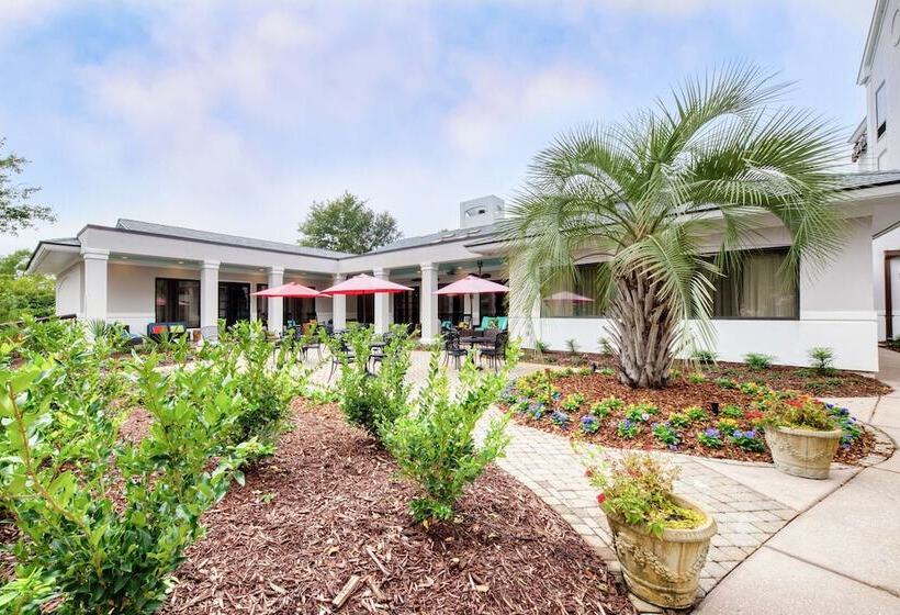 Отель Hampton Inn & Suites Wilmington/wrightsville Beach