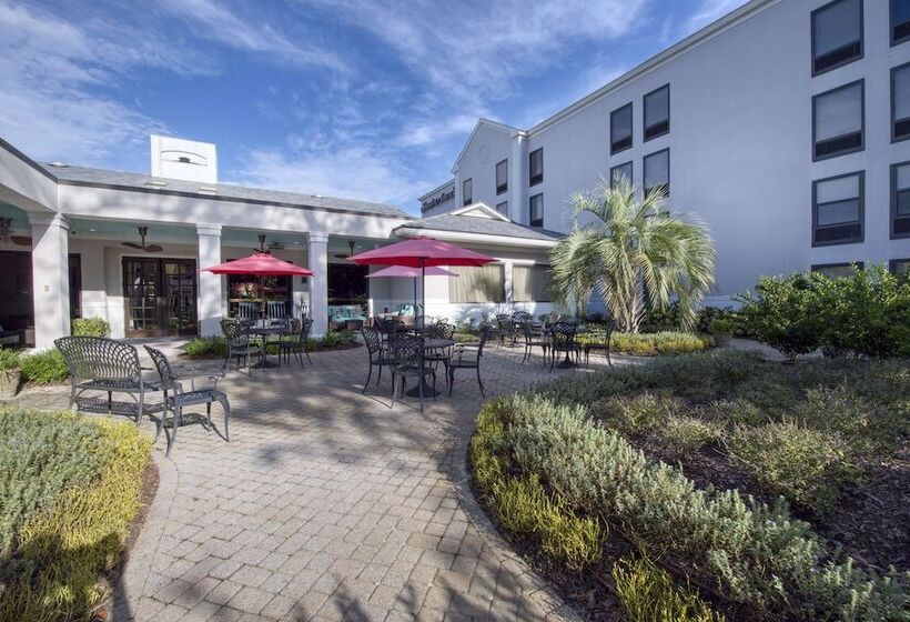 Отель Hampton Inn & Suites Wilmington/wrightsville Beach