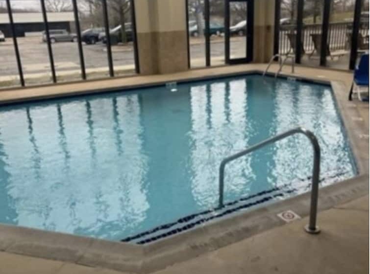هتل Larkspur Landing Ann Arbor