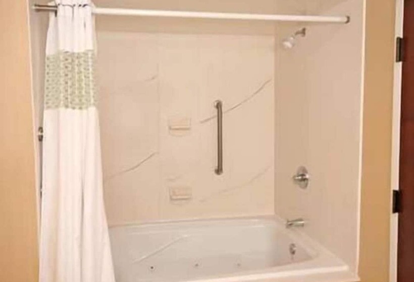 فندق Hampton Inn Asheboro