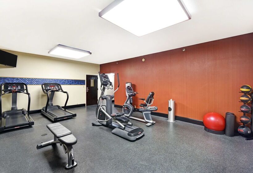 فندق Hampton Inn Athens