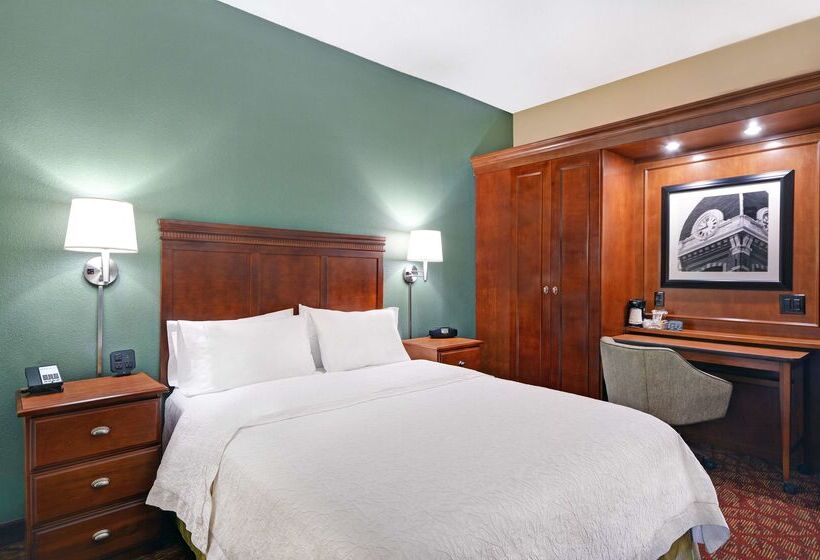 فندق Hampton Inn Athens