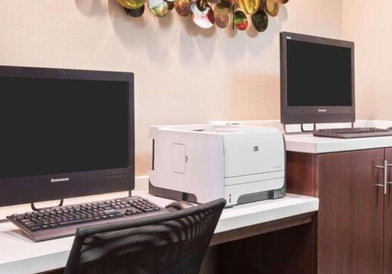 Отель Hampton Inn Atlantaperimeter Center