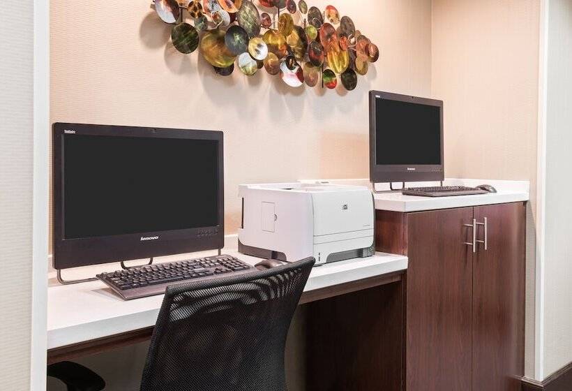 Отель Hampton Inn Atlantaperimeter Center