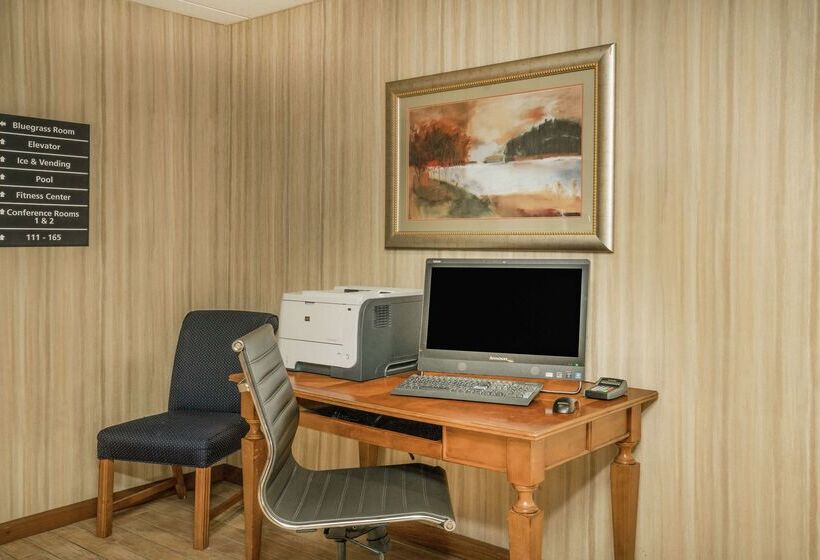 فندق Hampton Inn Bardstown