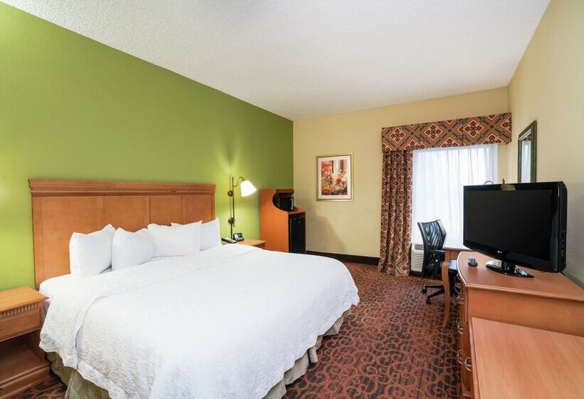 فندق Hampton Inn Bardstown