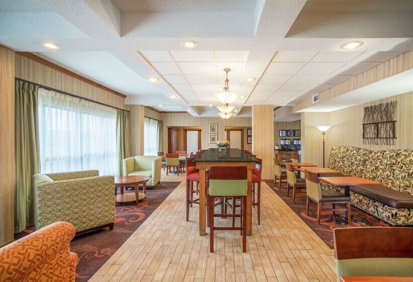 فندق Hampton Inn Bardstown