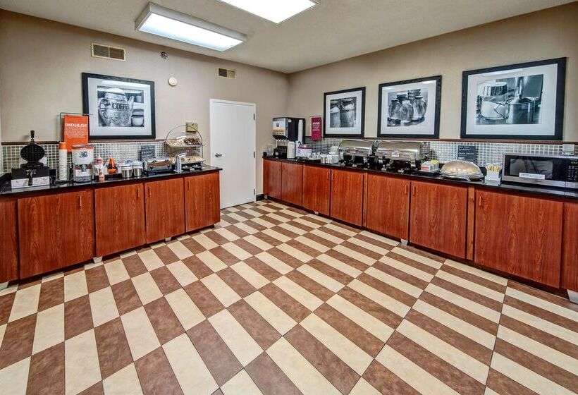 호텔 Hampton Inn Batesville