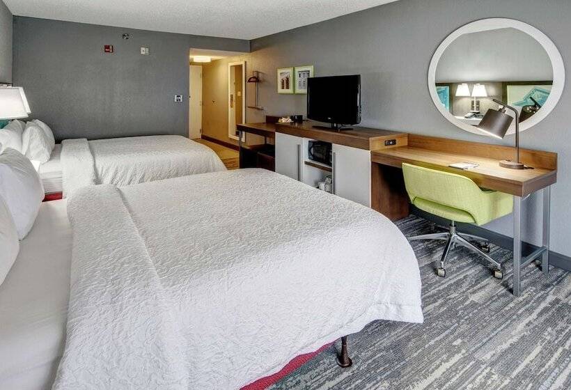 호텔 Hampton Inn Batesville