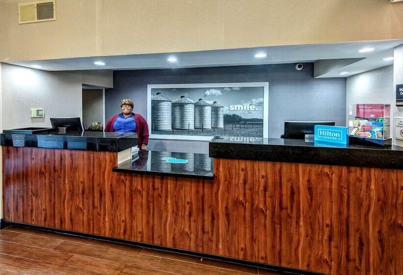 호텔 Hampton Inn Batesville