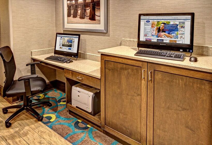 فندق Hampton Inn Beaufort