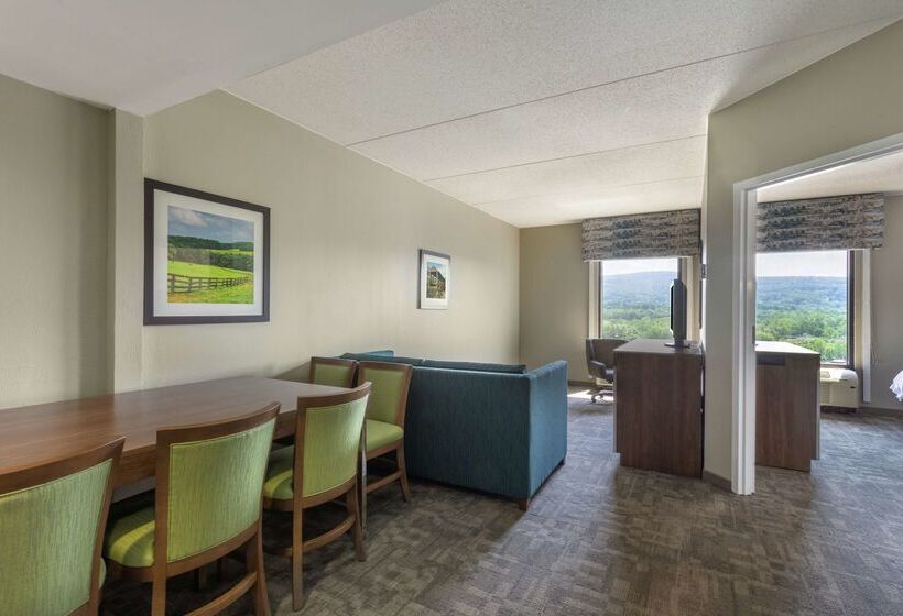فندق Hampton Inn Bedford