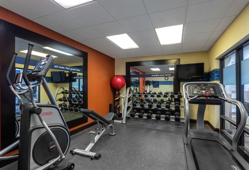 فندق Hampton Inn Bedford