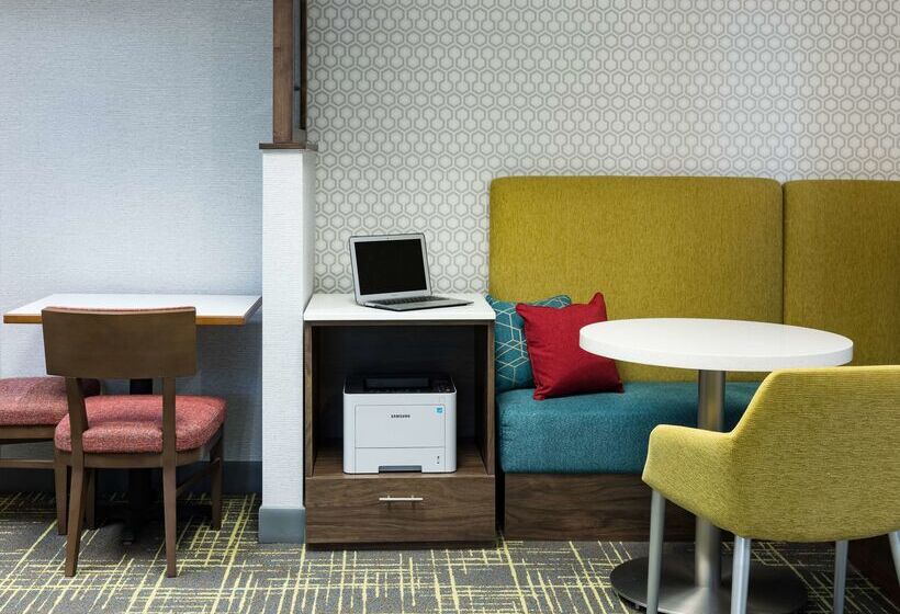 فندق Hampton Inn Bentonville/rogers