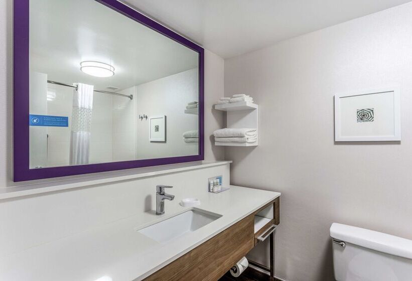 בית מלון כפרי Hampton Inn Biloxi Ocean Springs