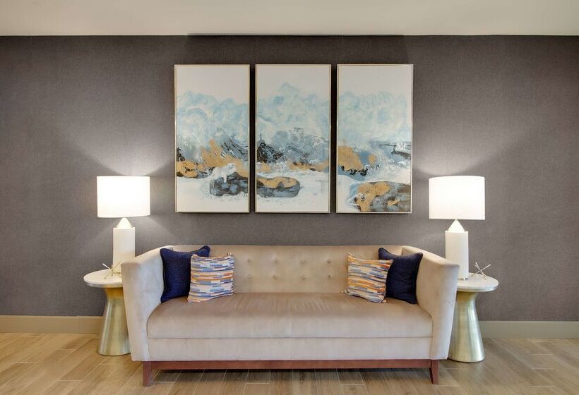 ホテル Hampton Inn Birminghamcolonnade 280