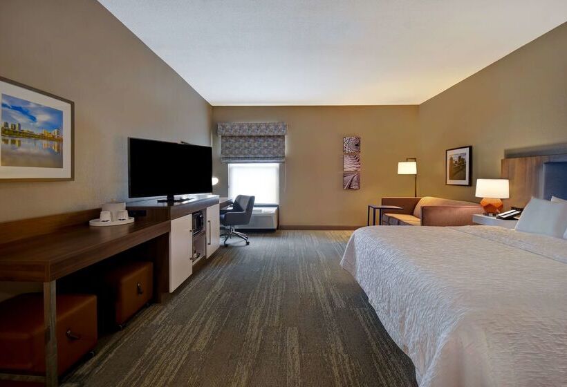 ホテル Hampton Inn Birminghamcolonnade 280