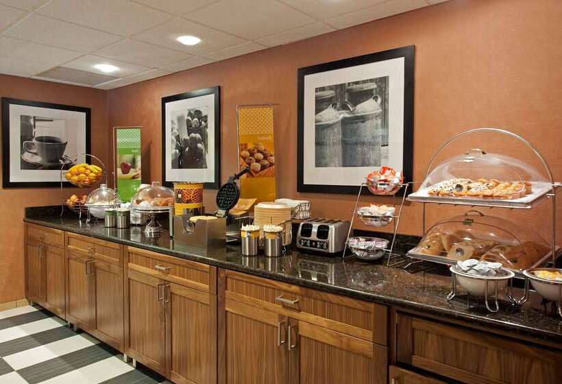 호텔 Hampton Inn Bloomington