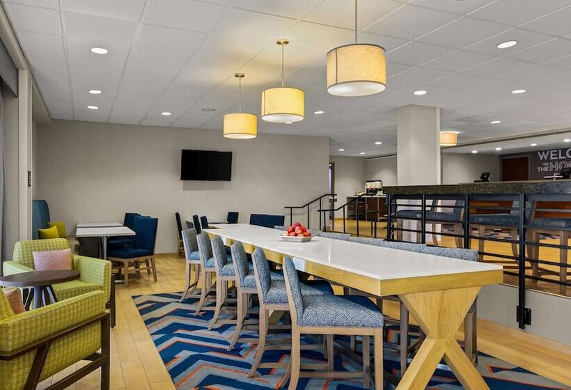 호텔 Hampton Inn Bloomington